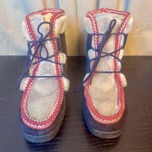 Vintage Style Alpine Yodeler Boots Kids Size 7 | Faux Fur Lined | Nordic Folk Wi